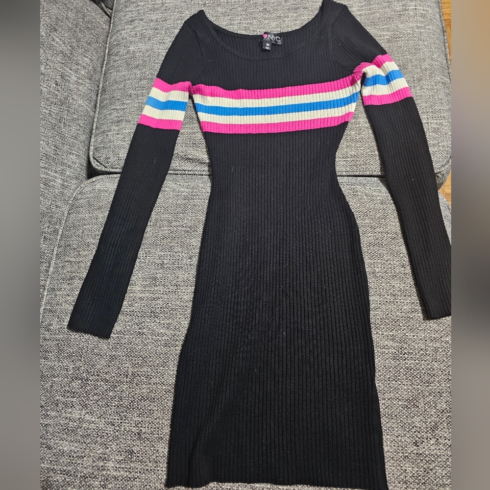 M Black line dress